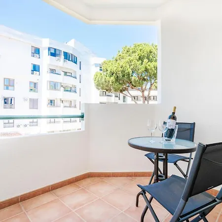 Lovely 1bed Flat Short Walk To The Marina Vilamoura