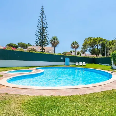 Lovely 1bed Flat Short Walk To The Marina Vilamoura Apartment